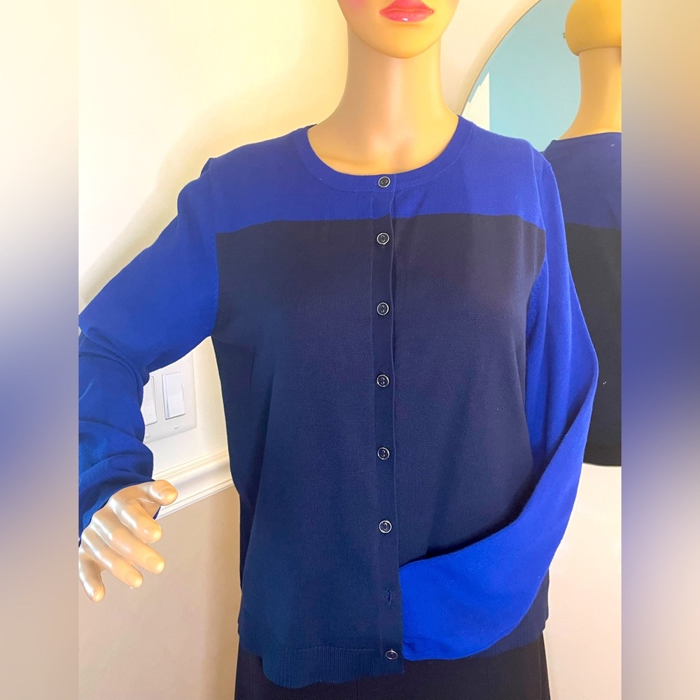 Madison Cardigan sweater 2 tone size L NWT